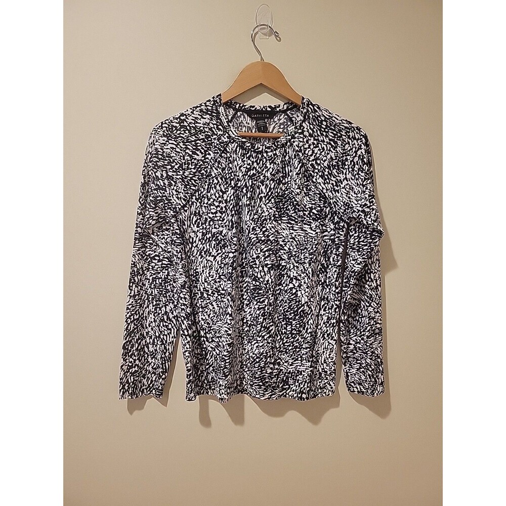 Athleta Long Sleeve Top Ultimate Train Windstorm Black Performance S Long Sleeve
